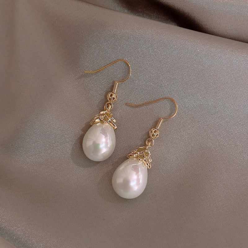 Pearl Grace Elegant Wild Earrings
