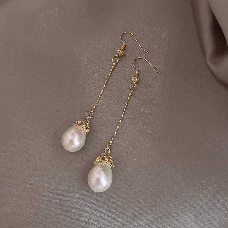 Pearl Grace Elegant Wild Earrings
